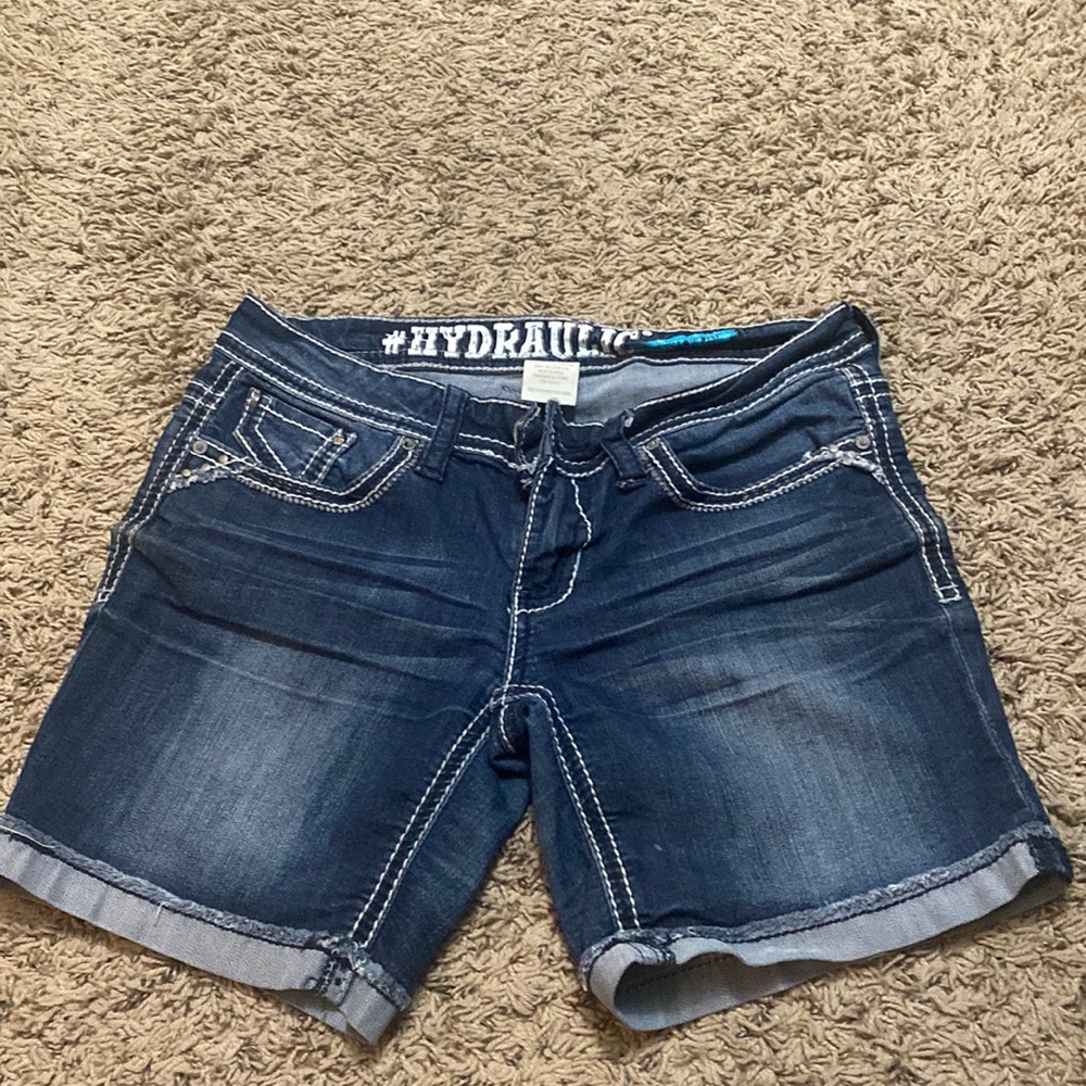 jean shorts!